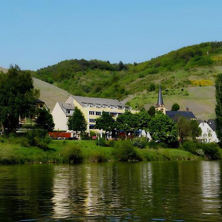 Vegan Hotel Und Restaurants Nicolay 1881 Zeltingen-Rachtig Exterior foto